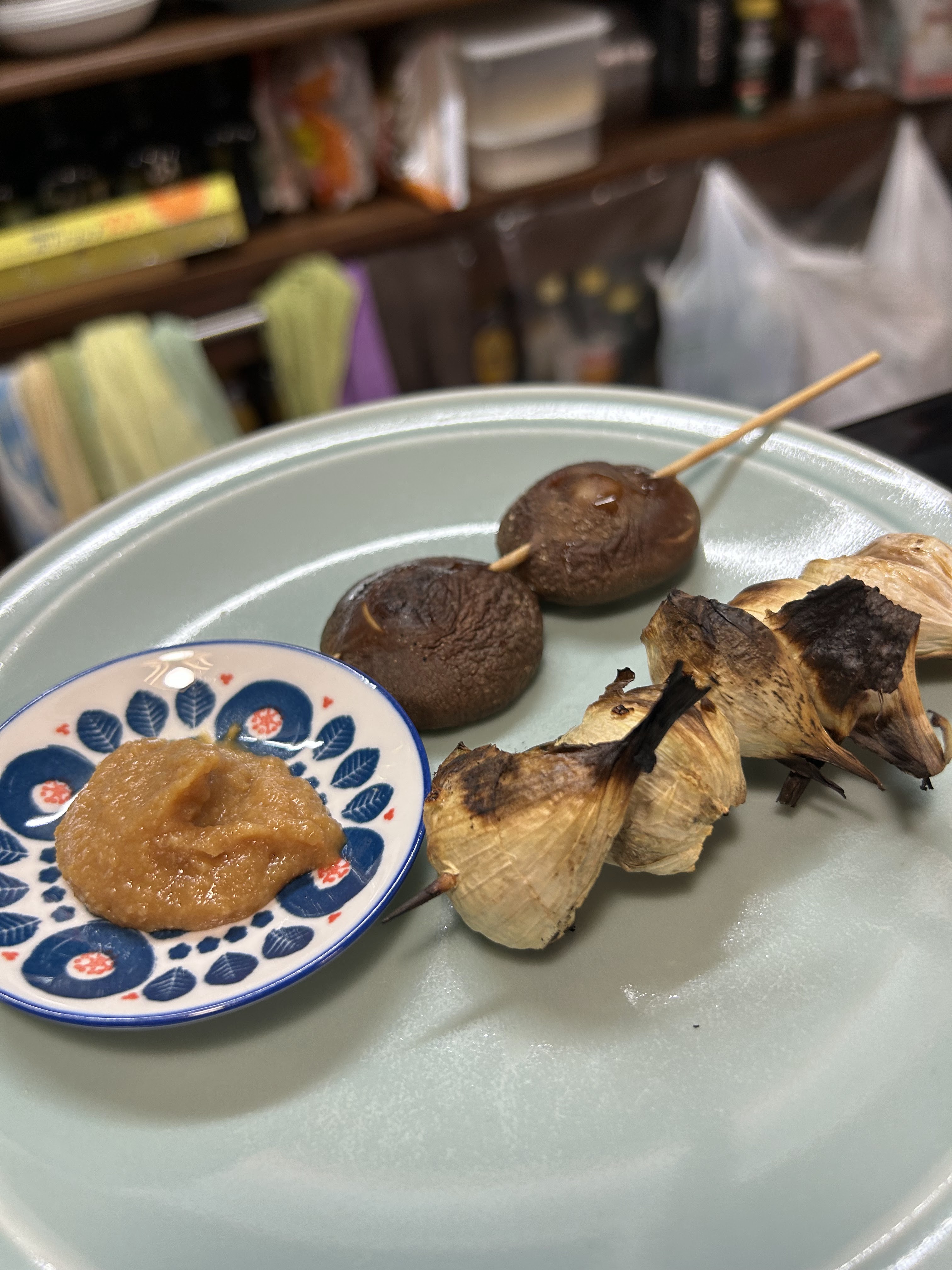 青森弘前鳥ふじ的香菇串燒